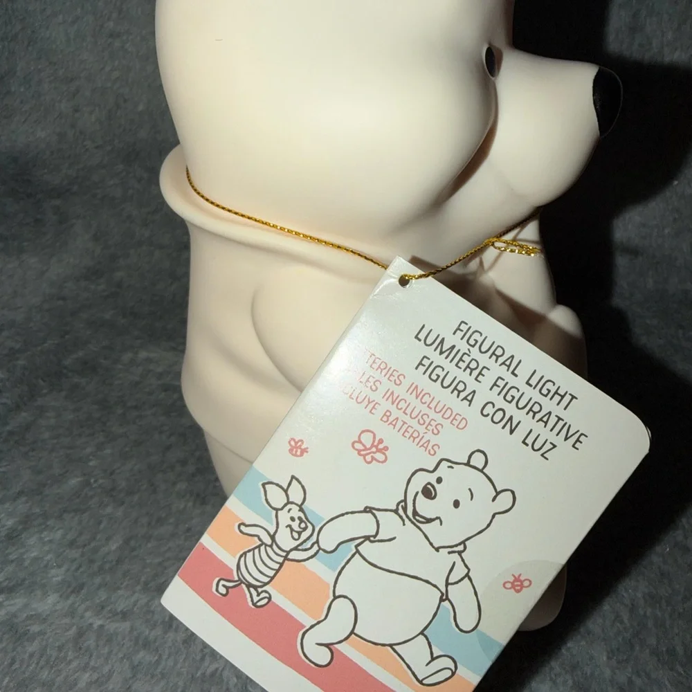 Walt Disney Winnie The Pooh Figural LED Night Light With Time Shut Off Nursery